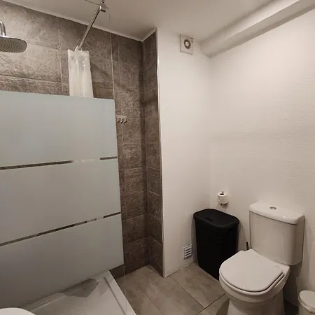 6-3 Estrela Casas & Papeis *