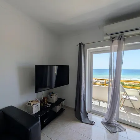 6-3 Estrela Casas & Papeis Apartment *