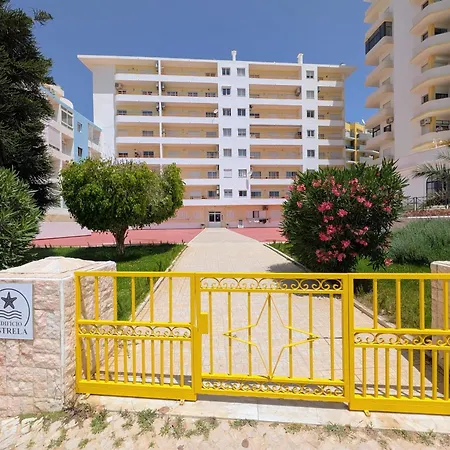 6-3 Estrela Casas & Papeis Apartment